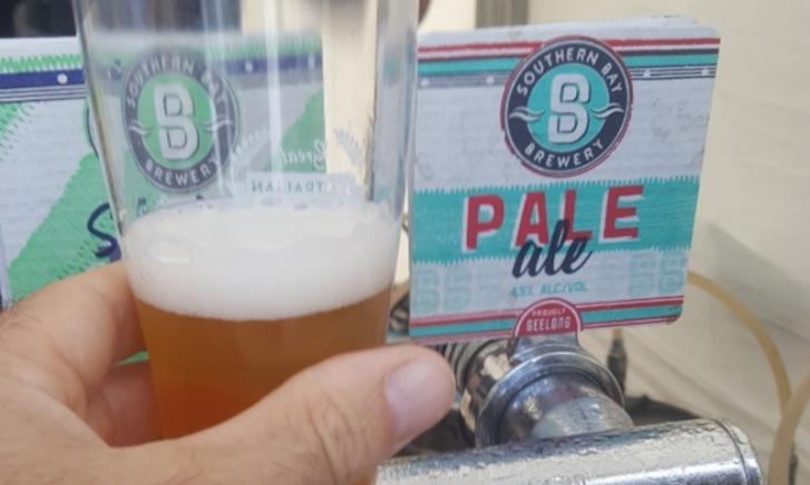 Southern Bay bier